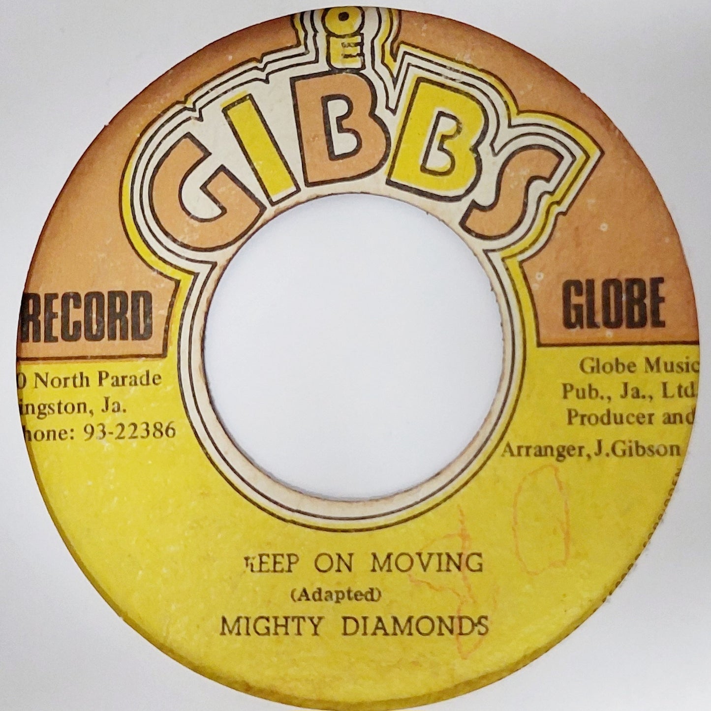 Mighty Diamonds / Bigger T - Keep On Moving / Keep On Dubbing